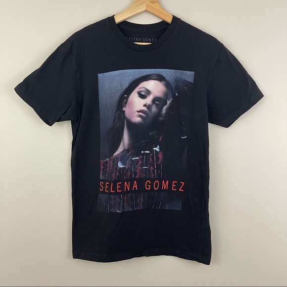 Selena Gomez Tops - !SOLD! SELENA GOMEZ Black Revival Tour 2016 Graphic Band Tee
